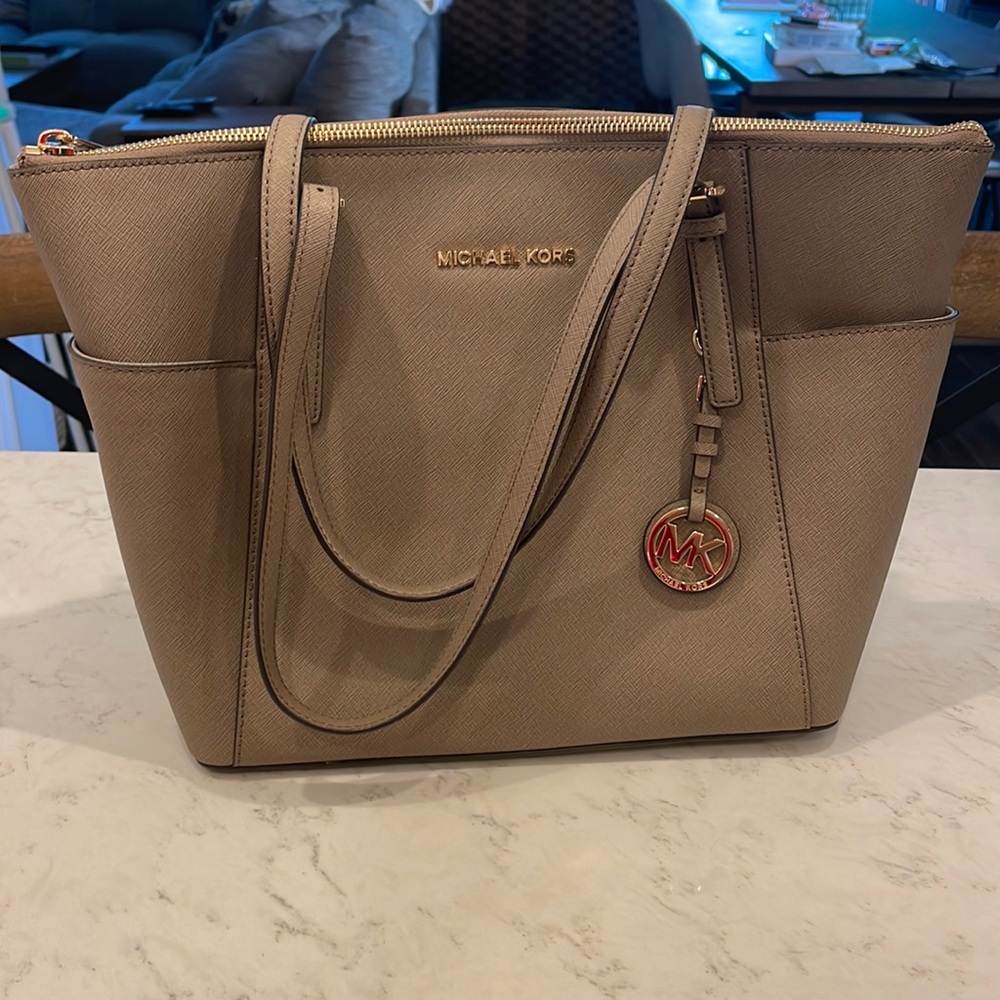 Michael Kors Medium Tote/Shoulder Bag